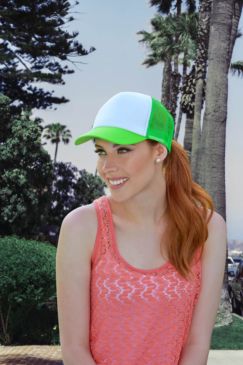 Frente de la GORRA TRUCKER con área de impresión