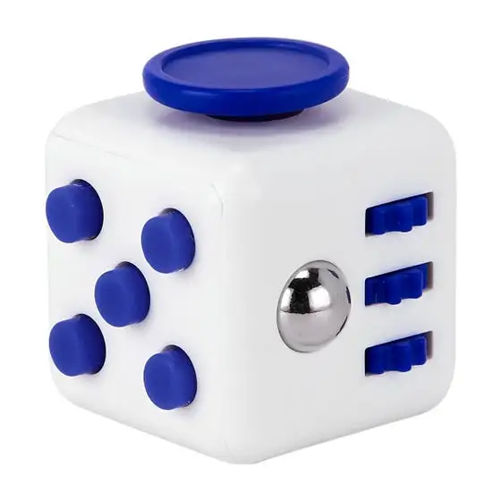 3. Fidget cube para escritorio.