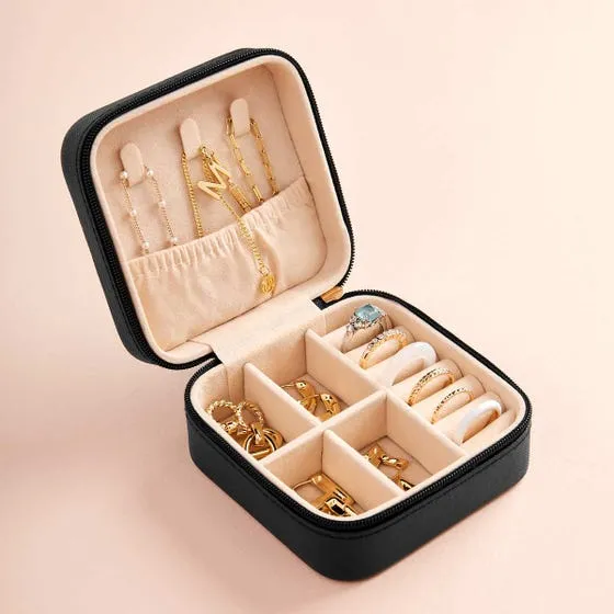 6. Estuche organizador para accesorios