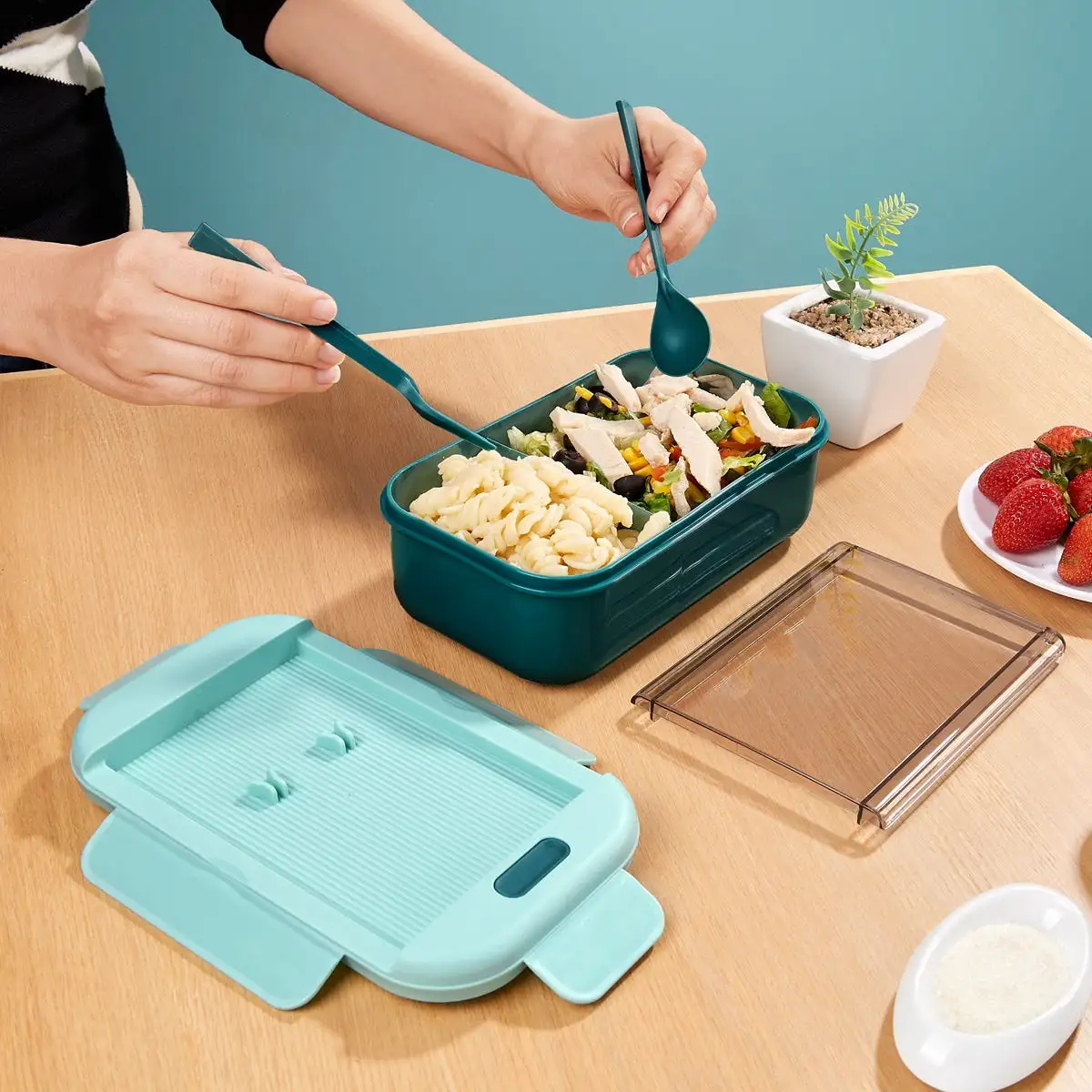 2. CHIZU con cierre hermético para transportar alimentos.