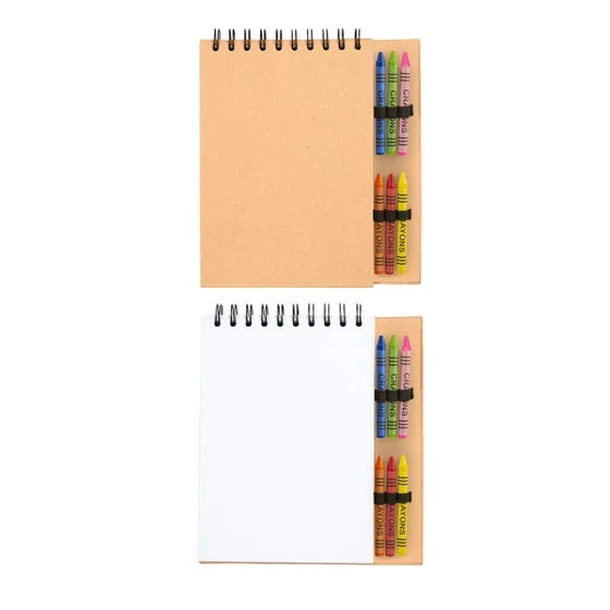 Libreta promocional con crayones incluidos