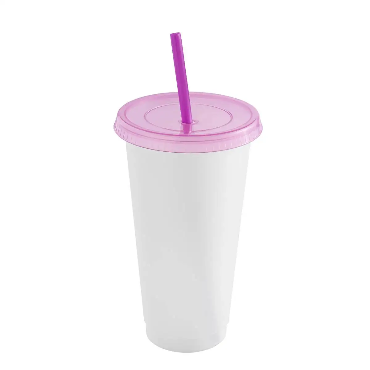 5. Vaso que cambia de tono al agregar una bebida fría.