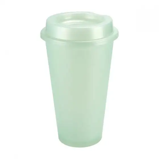 3. Vaso plástico con tapa para consumo directo.